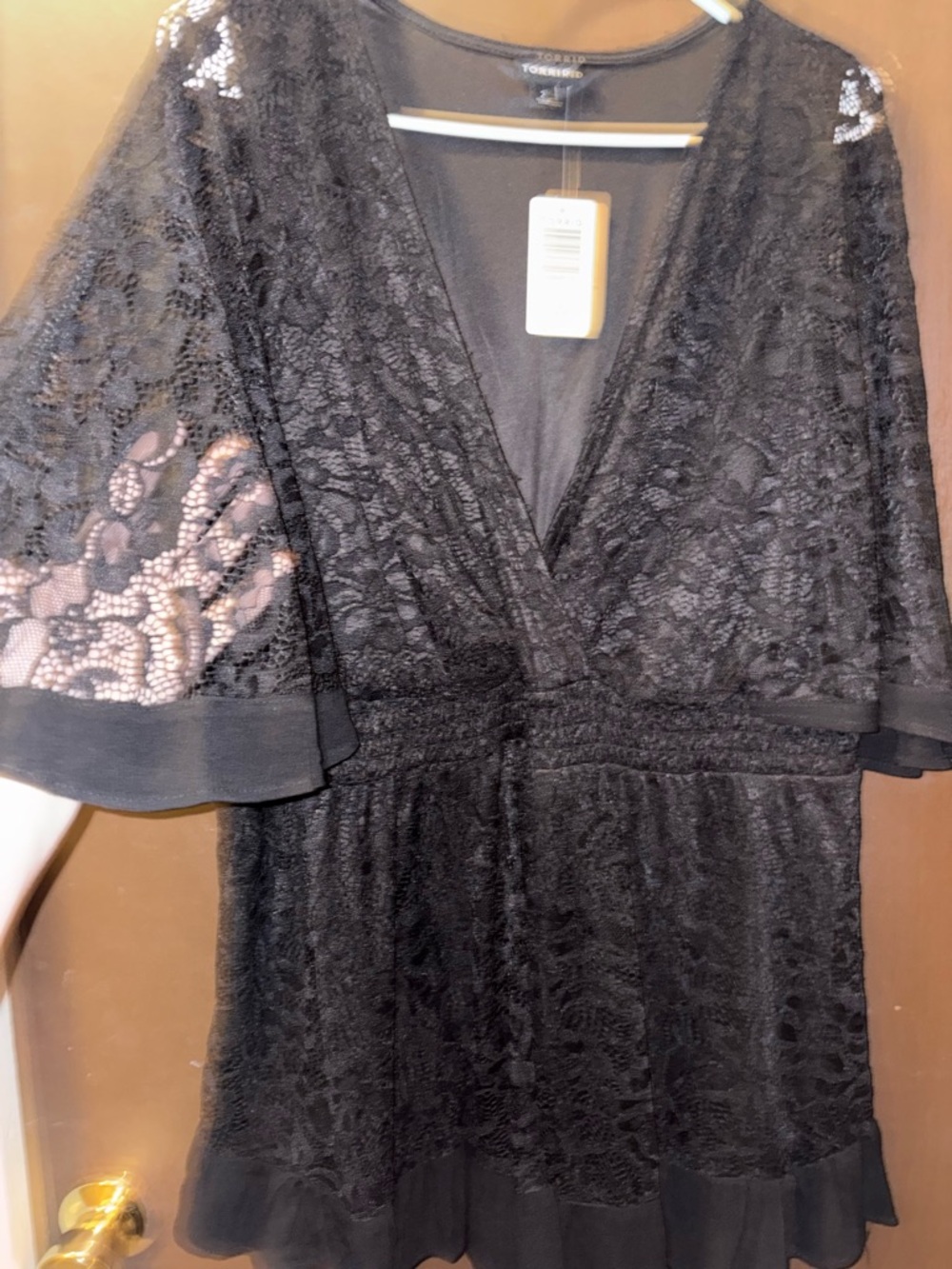 NWT - NEVER WORN
Torrid Stretch Lace Surplice Dolman Sleeve Top - Picture 4 of 7